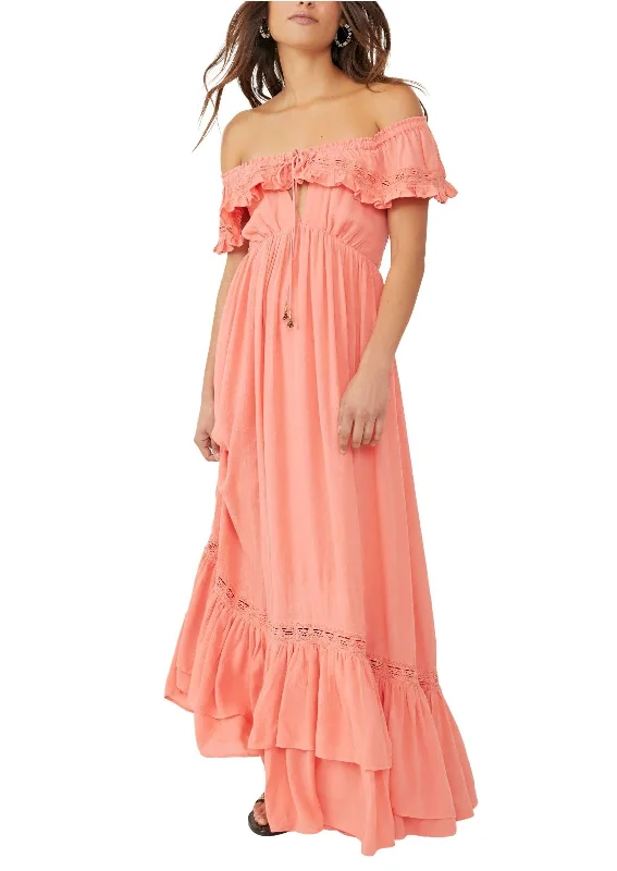 Maxi dresses with a cinched waist for a defined silhouetteMoonlight Ocean Maxi in Burnt Coral Maxi dresses with a cinched waist for a defined silhouetteMoonlight Ocean Maxi in Burnt Coral