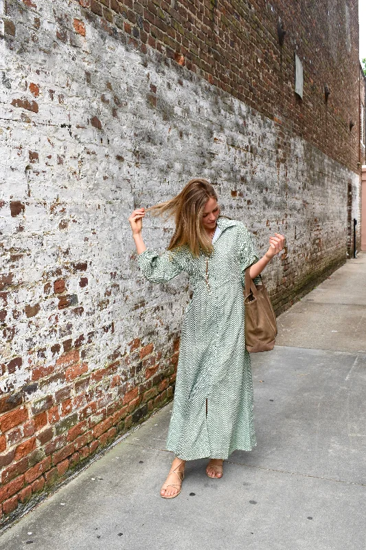 Velvet maxi dresses with long sleeves for winter weddingsKelly Maxi Dress Green Chevron Velvet maxi dresses with long sleeves for winter weddingsKelly Maxi Dress Green Chevron