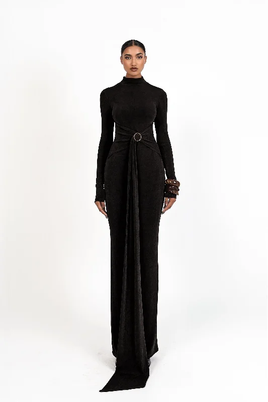 Maxi dresses with a ruched bodice for a more form - fitting and feminine shapeKHRISSY DRESS - BLACK Maxi dresses with a ruched bodice for a more form - fitting and feminine shapeKHRISSY DRESS - BLACK