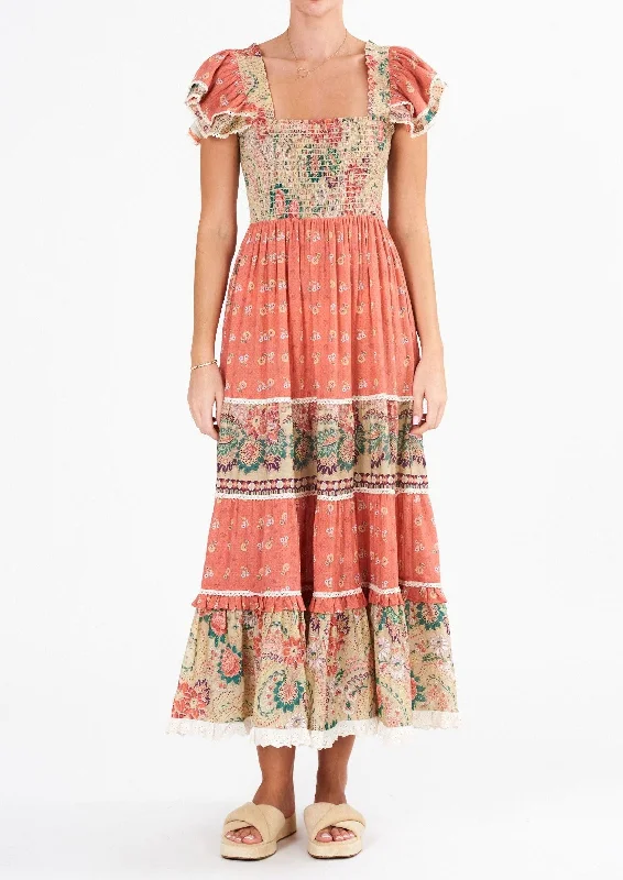 Maxi dresses with a keyhole back for a sexy detailMabe Dulcie Print Maxi Sundress