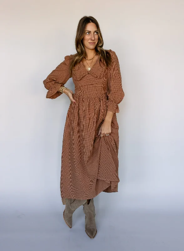 Maxi dresses with a gathered skirt for a voluminous and dramatic effectMikayla Collared Midi Dress Maxi dresses with a gathered skirt for a voluminous and dramatic effectMikayla Collared Midi Dress