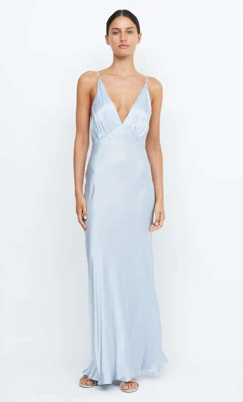 Animal print maxi dresses for a statement - making outfitMOON DANCE V MAXI DRESS - DUSTY BLUE Animal print maxi dresses for a statement - making outfitMOON DANCE V MAXI DRESS - DUSTY BLUE