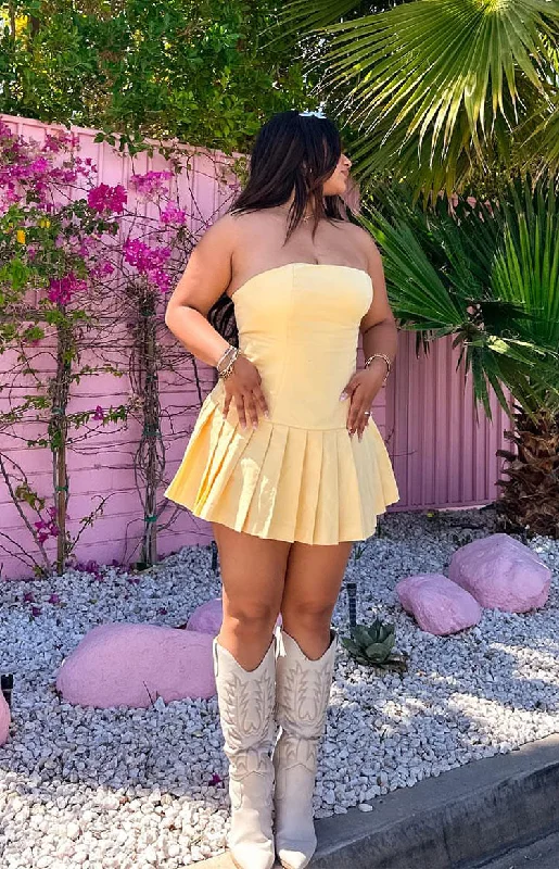 Mini dresses with keyhole necklinesGood Days Yellow Strapless Mini Dress