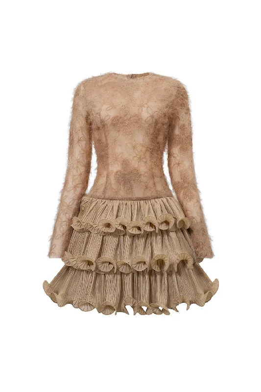 Mini dresses with ruched bodices for a feminine touchZenith A-line Ruffle Layer Fur Mini Dress Mini dresses with ruched bodices for a feminine touchZenith A-line Ruffle Layer Fur Mini Dress