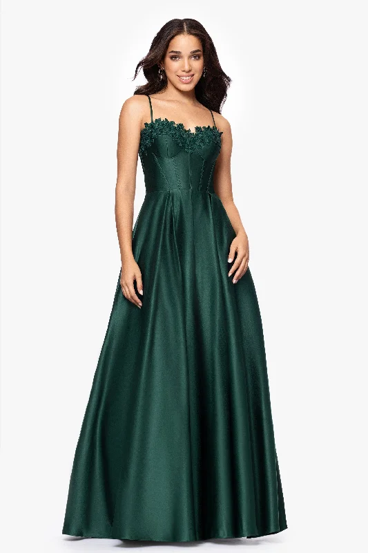 Cocktail dresses with a velvet - trimmed collar and a short skirt"Hope" Long Spaghetti Strap Corset Applique Gown Cocktail dresses with a velvet - trimmed collar and a short skirt"Hope" Long Spaghetti Strap Corset Applique Gown
