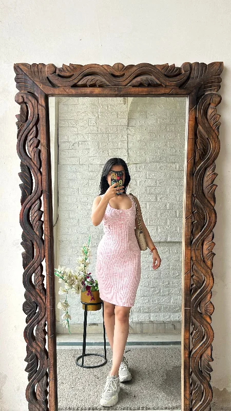 Bodycon dress with a high - low hem for a trendy look​Cute dress 32-34 bust/l:32