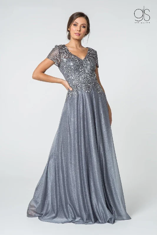 Long - sleeved wedding guest dresses in velvet for a winter weddingShort Sleeve Long Formal Dress Sale Long - sleeved wedding guest dresses in velvet for a winter weddingShort Sleeve Long Formal Dress Sale