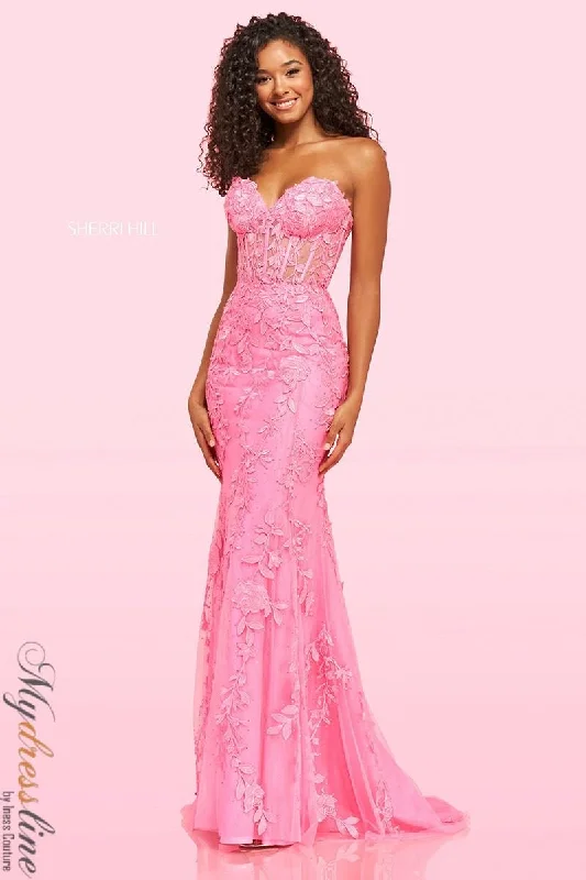 Formal dresses with empire waists and organza overlays for a feminine lookSherri Hill 54227 Formal dresses with empire waists and organza overlays for a feminine lookSherri Hill 54227