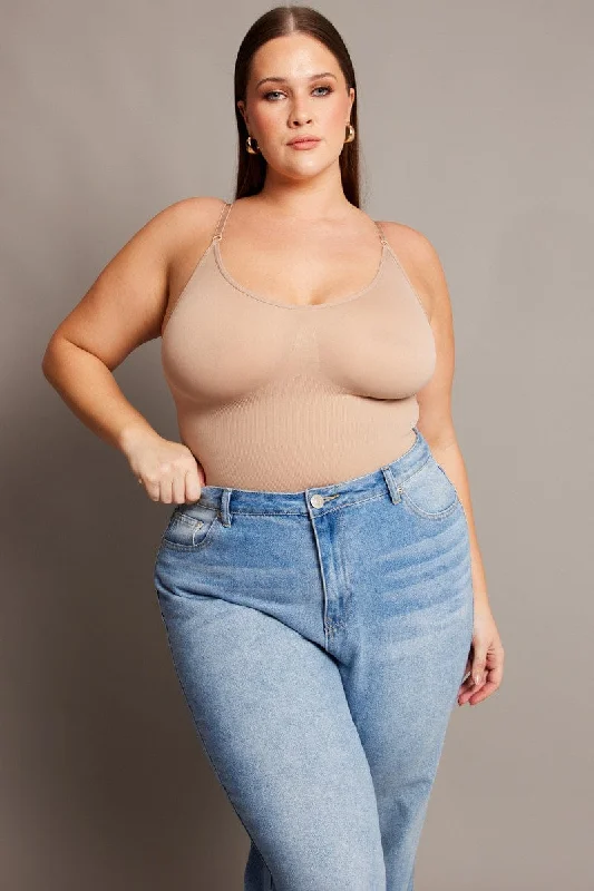 Seamless Bodysuits for a Smooth Underwear LookBeige Seamless Sculpting Bodysuit