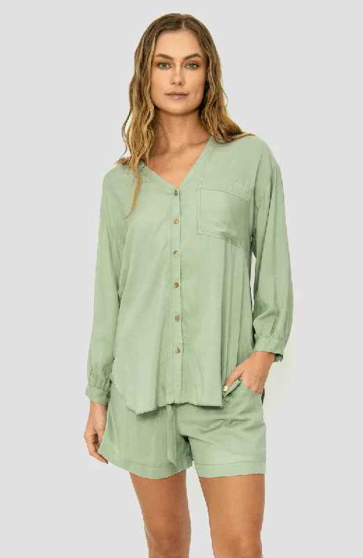 Knee - length cover ups for a versatile and practical beachwear optionCamisa Olivo Alma Viajera Knee - length cover ups for a versatile and practical beachwear optionCamisa Olivo Alma Viajera