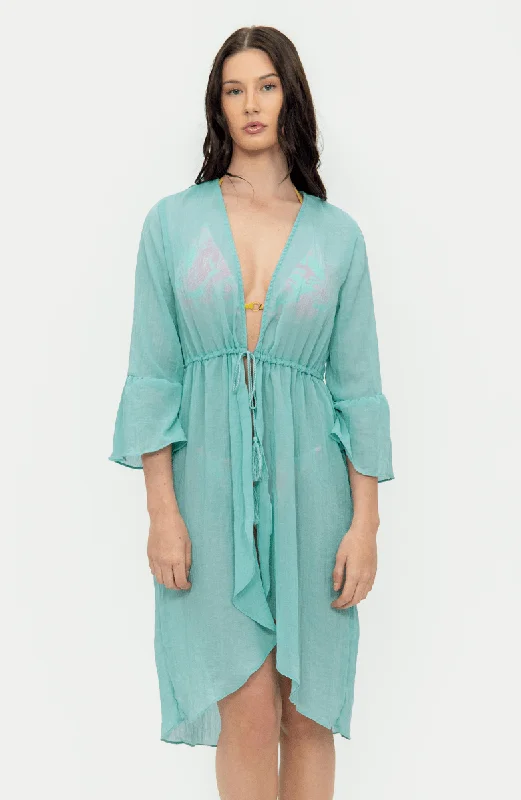 Long - sleeved cover ups for added sun protection and warmthCover Up / Pareo Verde Bailando Entre Palmas Long - sleeved cover ups for added sun protection and warmthCover Up / Pareo Verde Bailando Entre Palmas