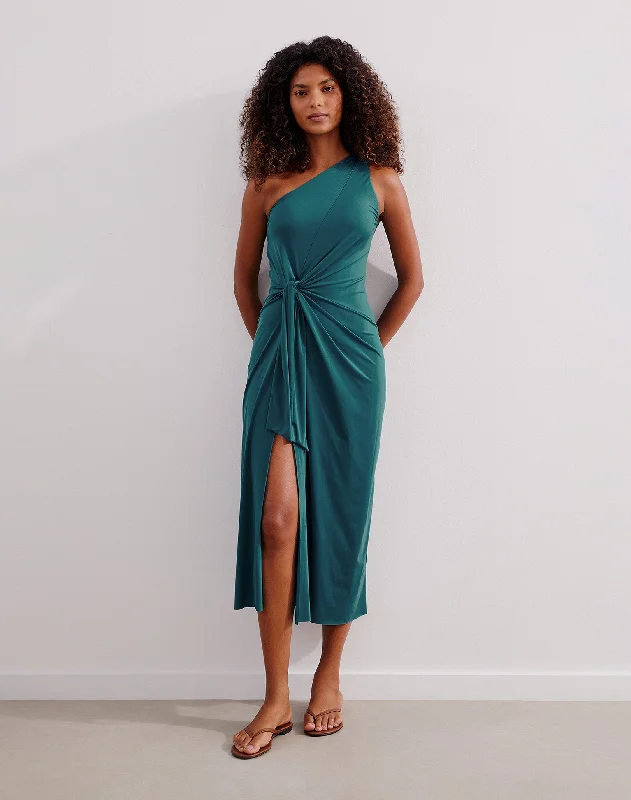 Hooded cover ups for windy beach daysKiana Long Cover Up (exchange only) - Ultra Marine Hooded cover ups for windy beach daysKiana Long Cover Up (exchange only) - Ultra Marine